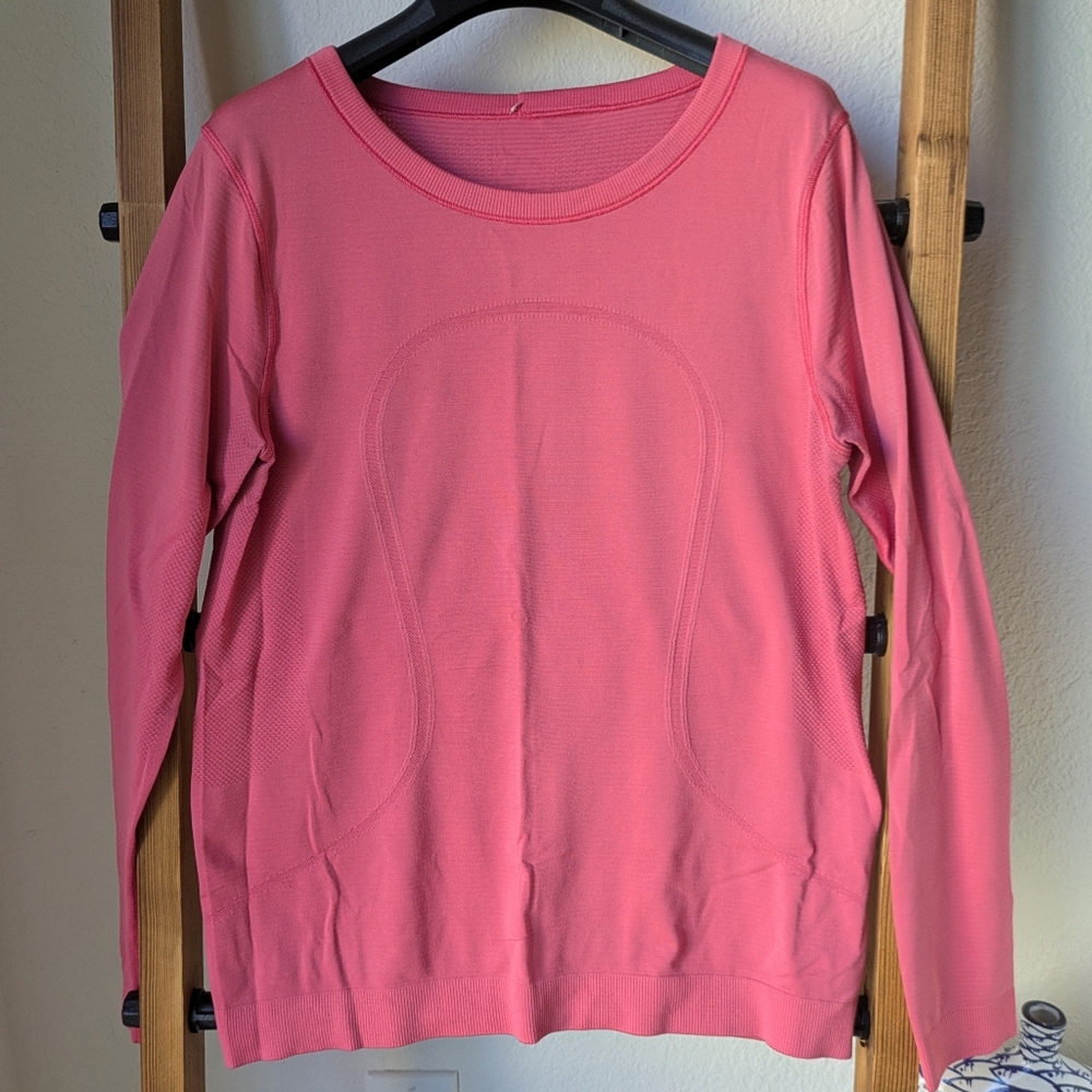 Lululemon athletica Women's Swiftly Tech Lavender Long Sleeve 2.0 Tee - Size 10